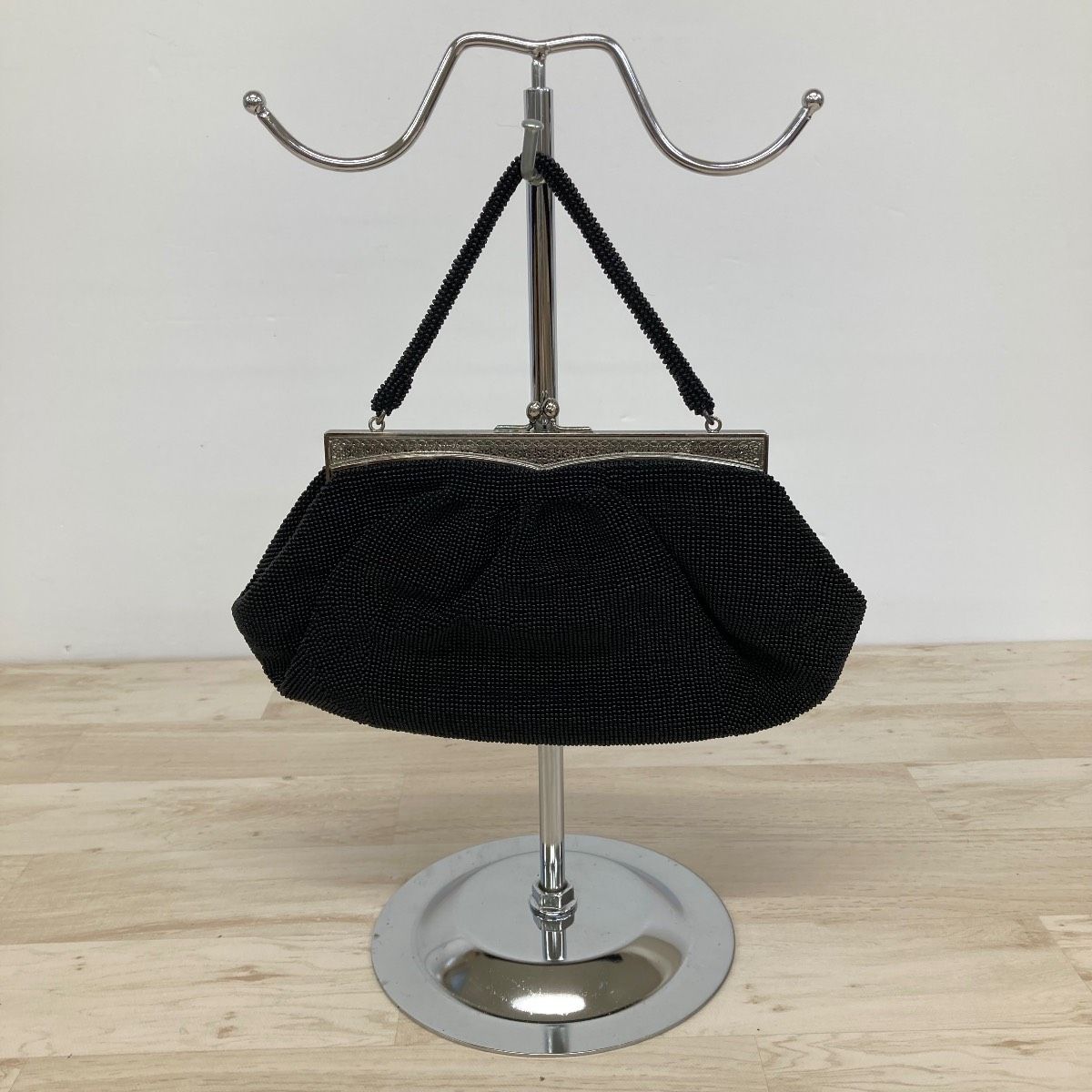 美品 ビーズバッグ / ハンドバッグ ブラック 黒 がま口 冠婚葬祭