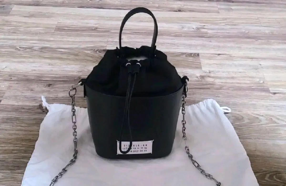 新商品級) メゾンマルジェラ バケットバッグ 5AC ポーチテスートHOBO BAG バックパック ショルダーバッグ クロスバック