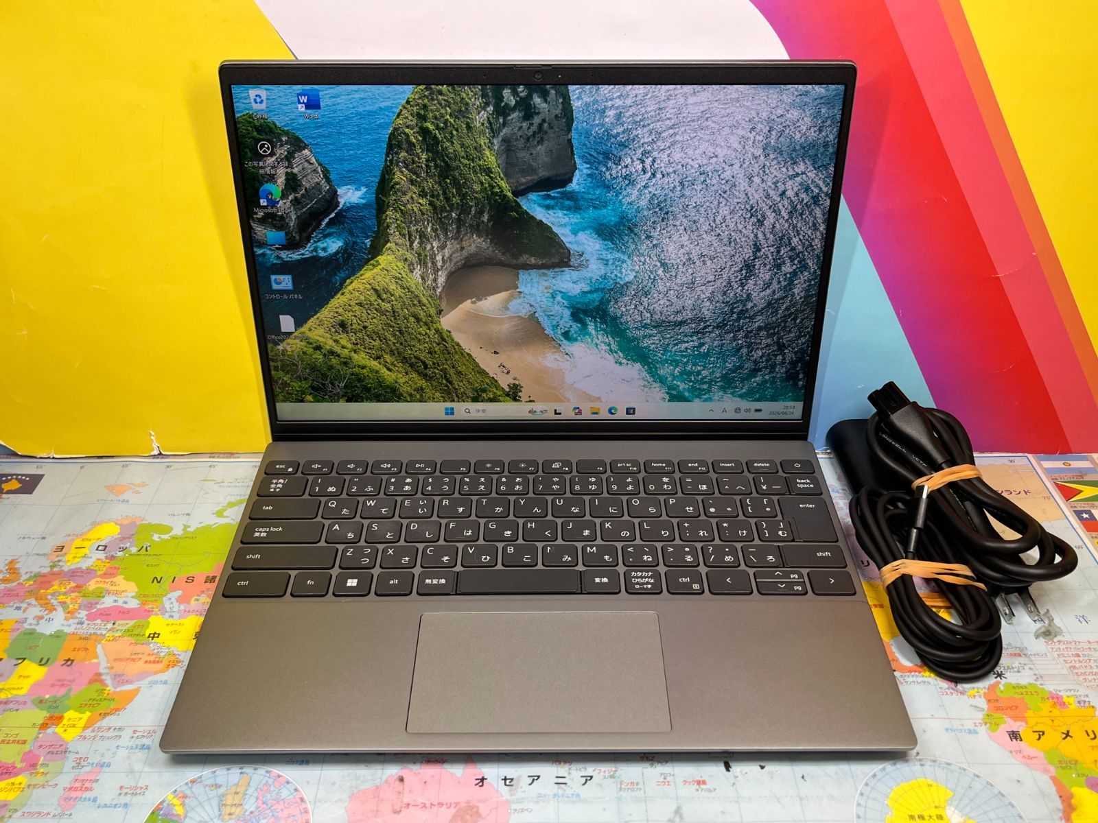 極美品 i7/16GB/512GB Dell Vostro 5320 - メルカリ