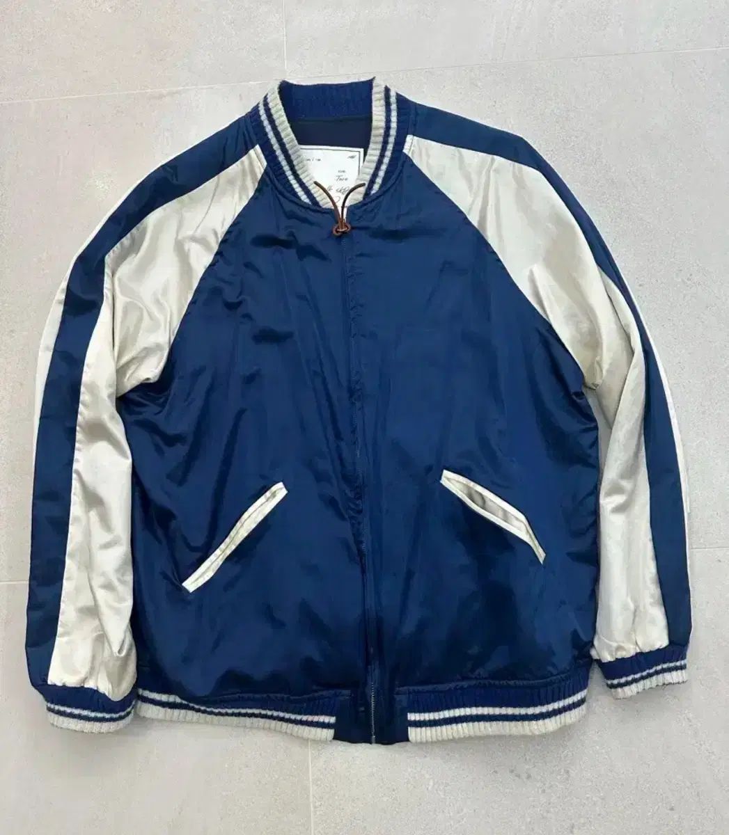 2 VLNDFLES シルク ブルゾン スカジャン ジャケット
