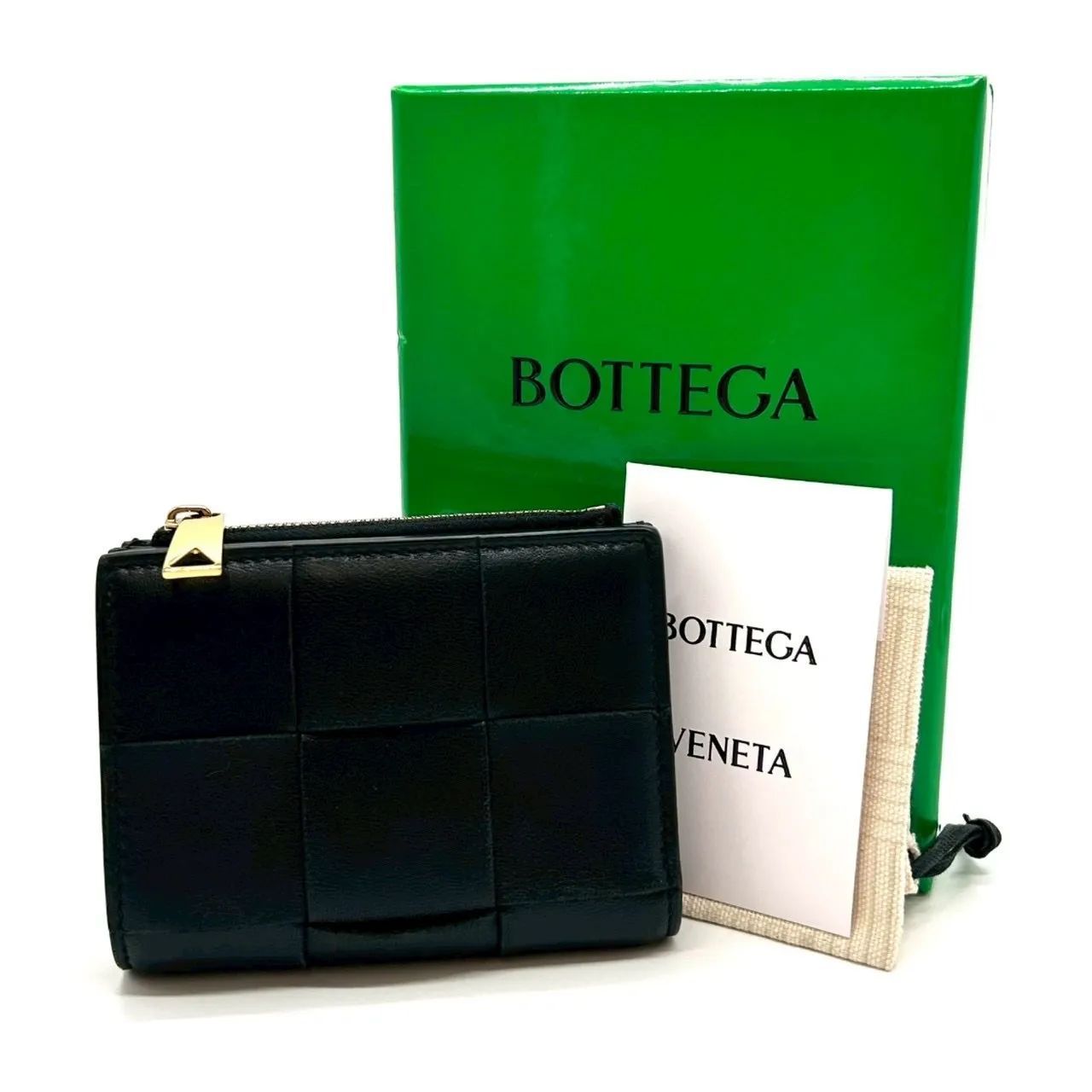 BOTTEGA VENETA ボッテガヴェネタ マキシ イントレ 二つ折り財布 ブラック レザー イントレチャート コンパクトウォレット 折り財布 レディース ギフト プレゼント