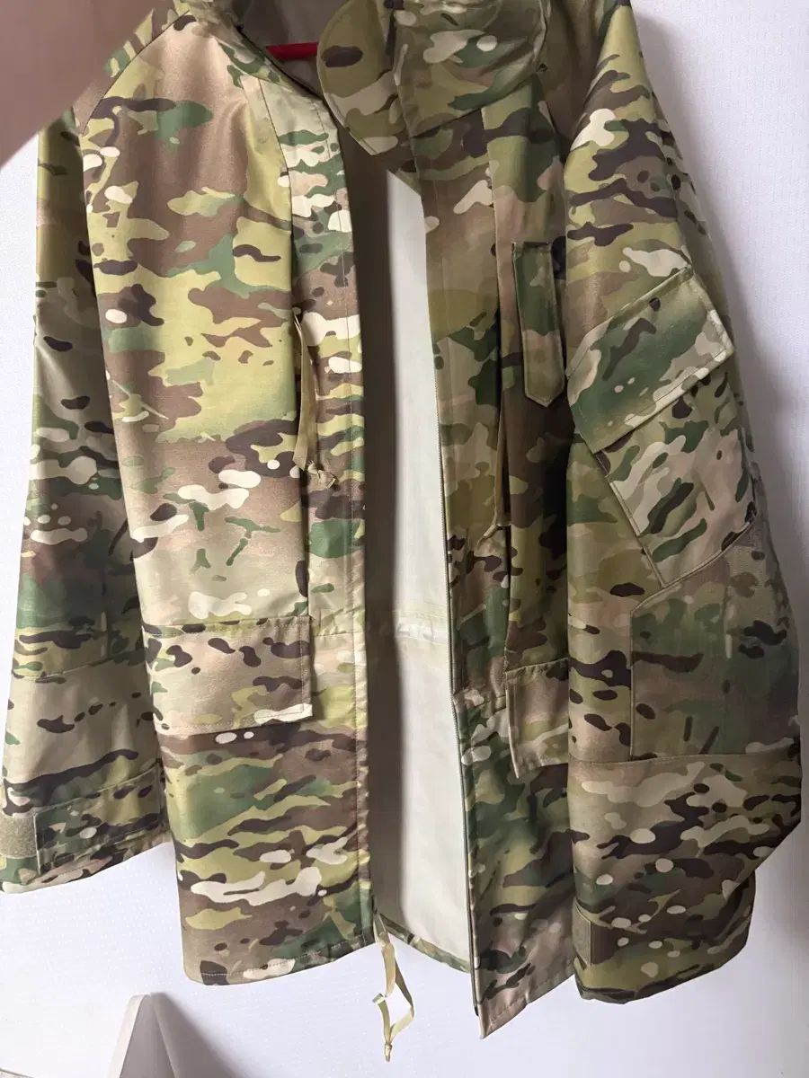 ミリタリー OCP GORE-TEX パーカ 出品