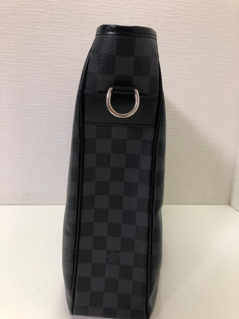 美品 LOUIS VUITTON ルイヴィトン N51192 ダミエグラフィット タダオ 美品 LOUIS VUITTON ルイヴィトン N51192 ダミエグラフィット タダオ