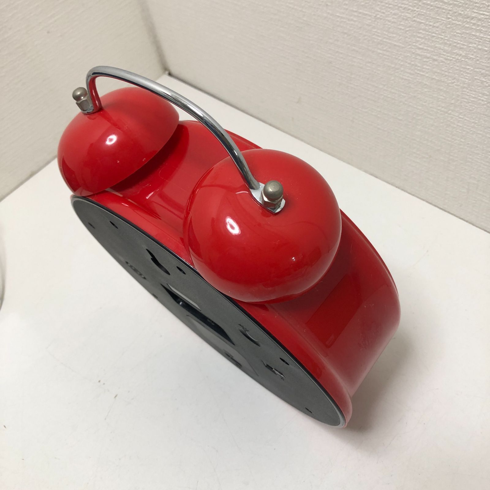 ハローキティ 目覚まし時計（アラーム不良） レトロ 赤 ツインベル