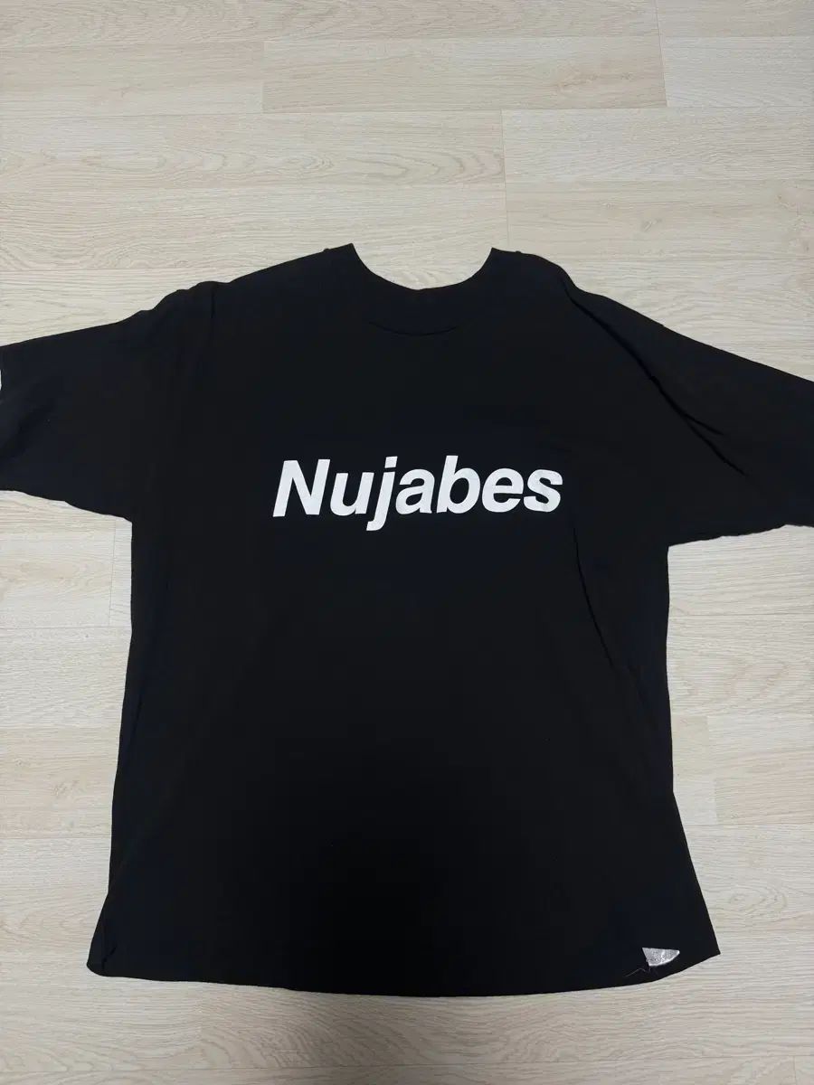 nujabes ヌジャベス Tシャツ 出品