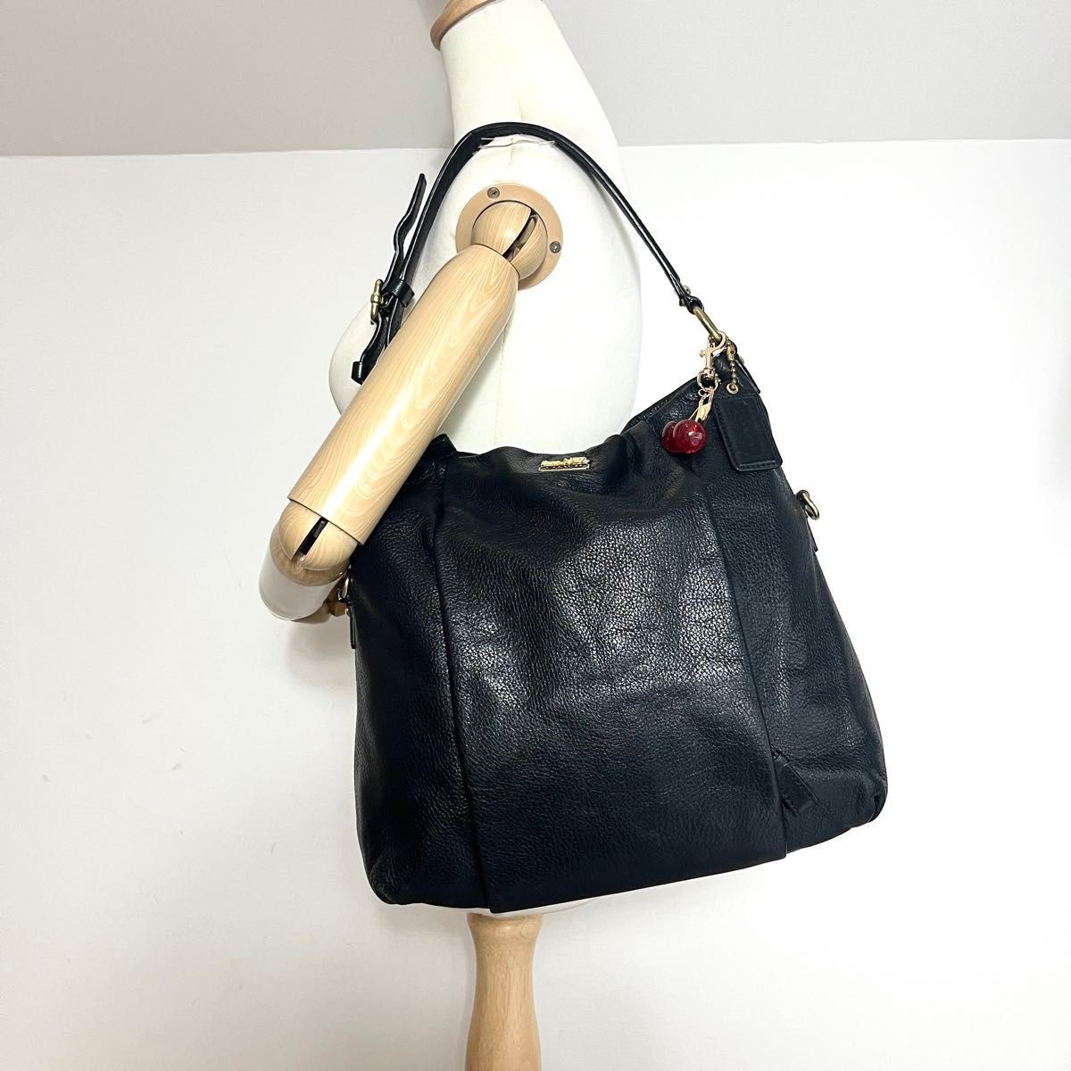 美品 COACH コーチ 2way ショルダーバッグ マディソン レザー イサベル 黒 21762 ワンショルダー 肩掛け
