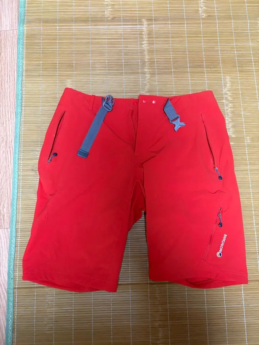 L)モンテイン ハーフパンツ
