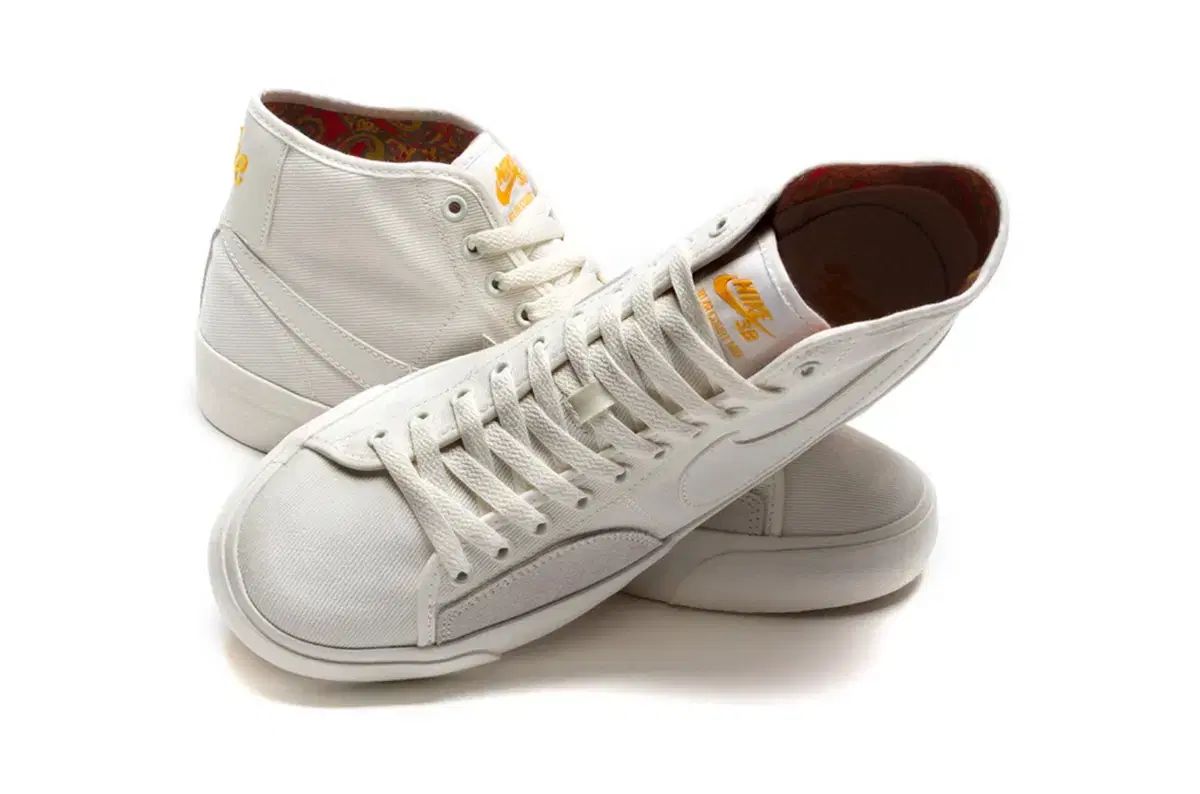 NIKE SB ブレーザー コート ミッド プレミアム