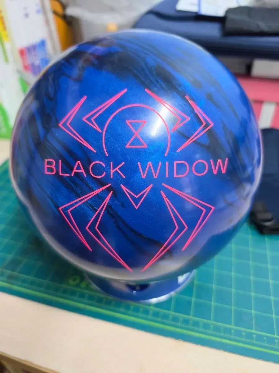 black widow（ブラックウィドウ） マニア 14 パウンド 新 공