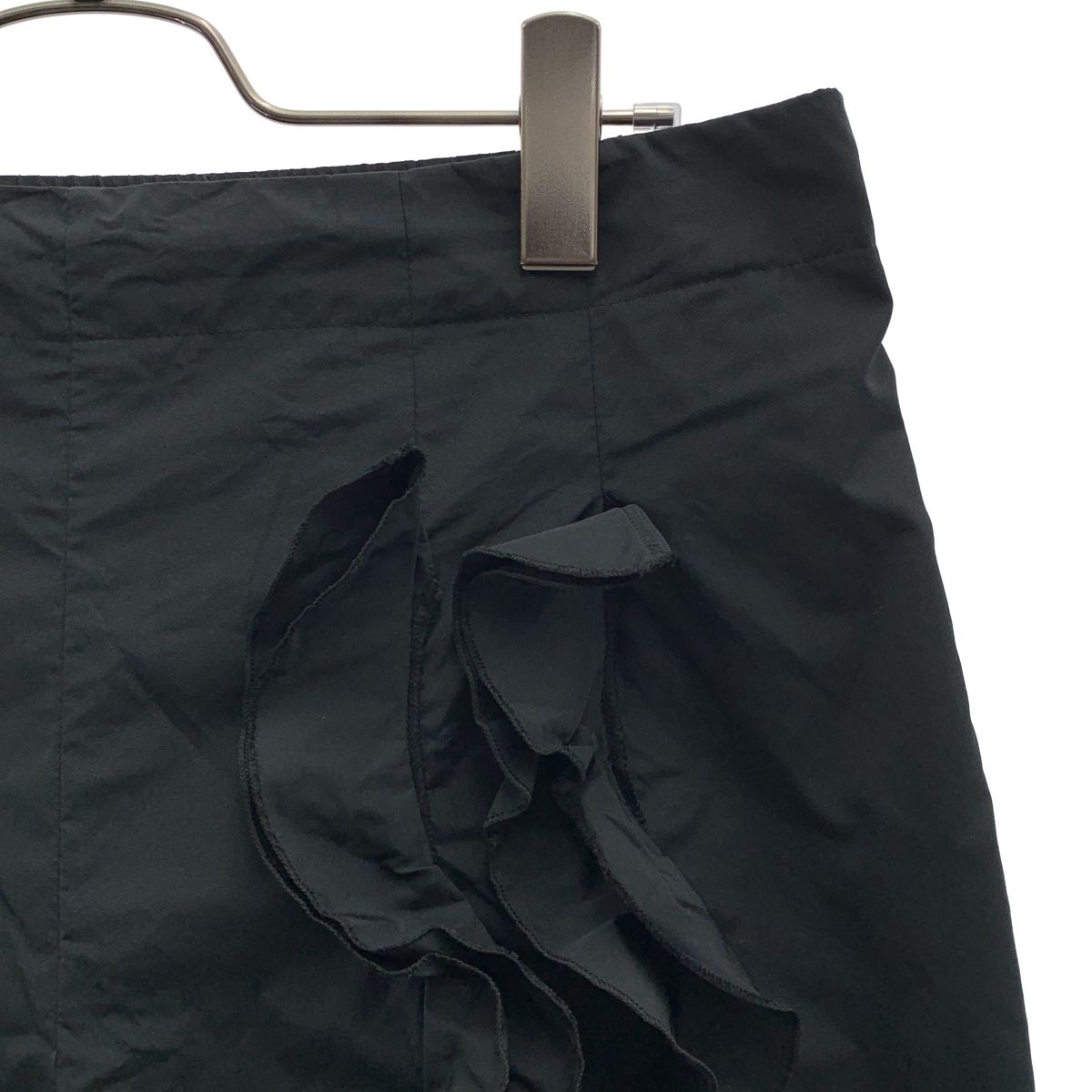TOGA PULLA / トーガプルラ | 2025SS | MEMORY TAFFTA PANTS / フラワーモチーフ メモリータフタパンツ | 36 | ブラック | レディース