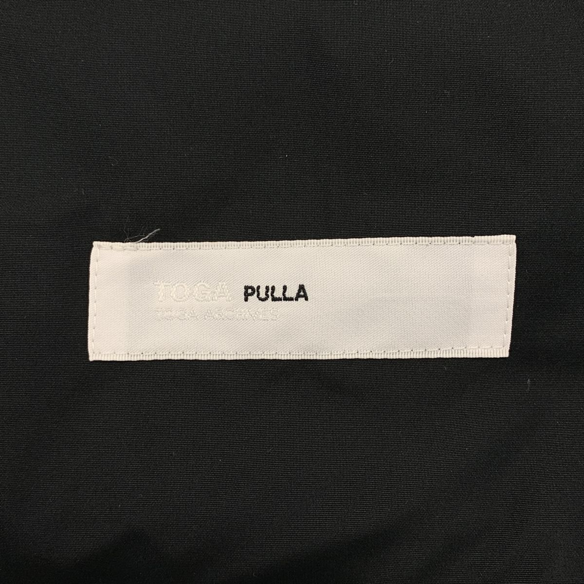 TOGA PULLA / トーガプルラ | 2025SS | MEMORY TAFFTA PANTS / フラワーモチーフ メモリータフタパンツ | 36 | ブラック | レディース