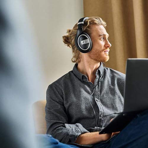 ゼンハイザー HD 599 SE 開放型スタジオヘッドホン、ヘッドホン 有線、プレミアムデザイン、自然でバランスの取れた音質、快適な装着感、音楽、ゲーム、学校、仕事向け、ブラックry bdd074b0