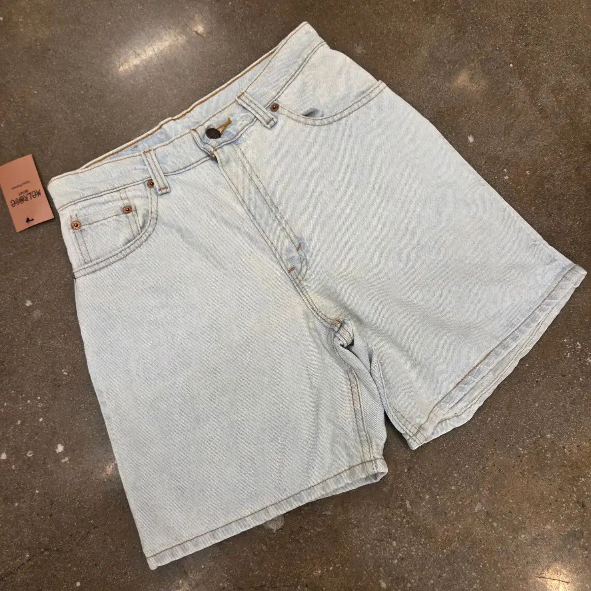 90s リーバイス 550 USA製 ライトブルー デニム ハーフパンツ 90s リーバイス 550 USA製 ライトブルー デニム ハーフパンツ