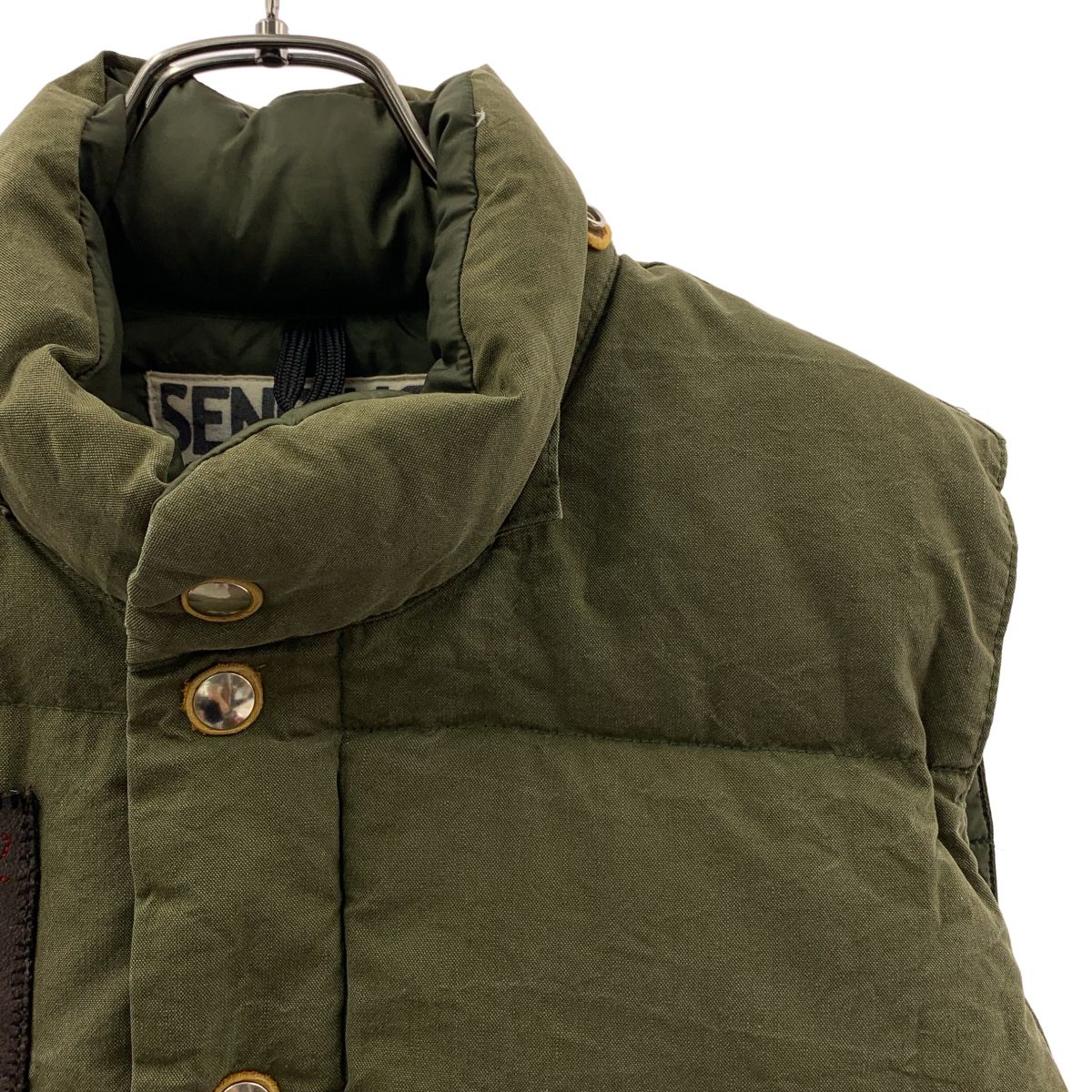 FREECITY / フリーシティ | SENDING LIGHT Down Vest / レザーパッチ バックプリント ダウンベスト | S | カーキ | メンズ FREECITY / フリーシティ | SENDING LIGHT Down Vest / レザーパッチ バックプリント ダウンベスト | S | カーキ | メンズ