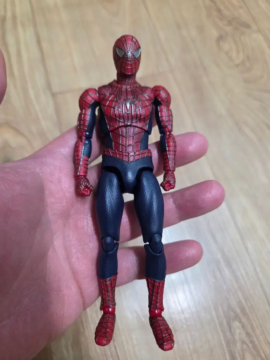 正規品 メディコムトイ MAFEX 241 アクションフィギュア 親切な隣人 スパイダーマン 正規品 メディコムトイ MAFEX 241 アクションフィギュア 親切な隣人 スパイダーマン
