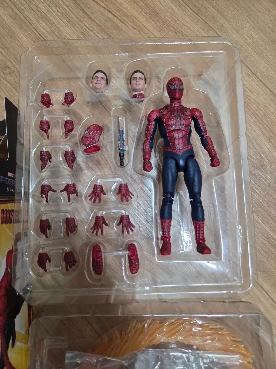 正規品 メディコムトイ MAFEX 241 アクションフィギュア 親切な隣人 スパイダーマン 正規品 メディコムトイ MAFEX 241 アクションフィギュア 親切な隣人 スパイダーマン