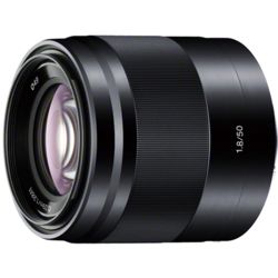 ソニー E 50mm F1.8 OSS ブラック SEL50F18B Eマウント用 APS-C 単焦点レンズ SEL50F18B