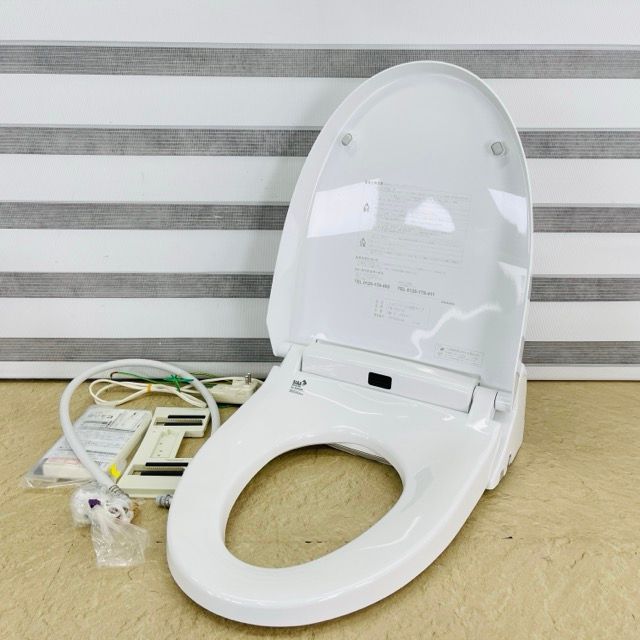 シャワートイレ KA20タイプ 【中古】LIXIL リクシル 温水便座 CW-KA21Q ピュアホワイト リモコン付き 住宅設備 トイレ / 517370
