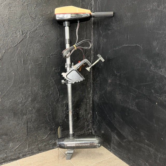 MINN KOTA ミンコタ 65 ハンドエレキ 28Lbs thrust 5Speeds 電動船外機 (P1936ymtY) 船外機 ミンコタ 【中古】動作保証 minn kota 65 ハンドエレキ 28 lbs