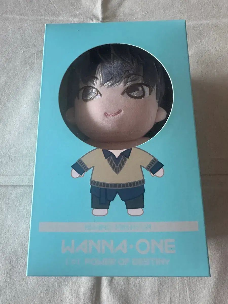 Wanna One（ワナワン）ファン・ミニョン(HWANG MINHYUN) ぬいぐるみ