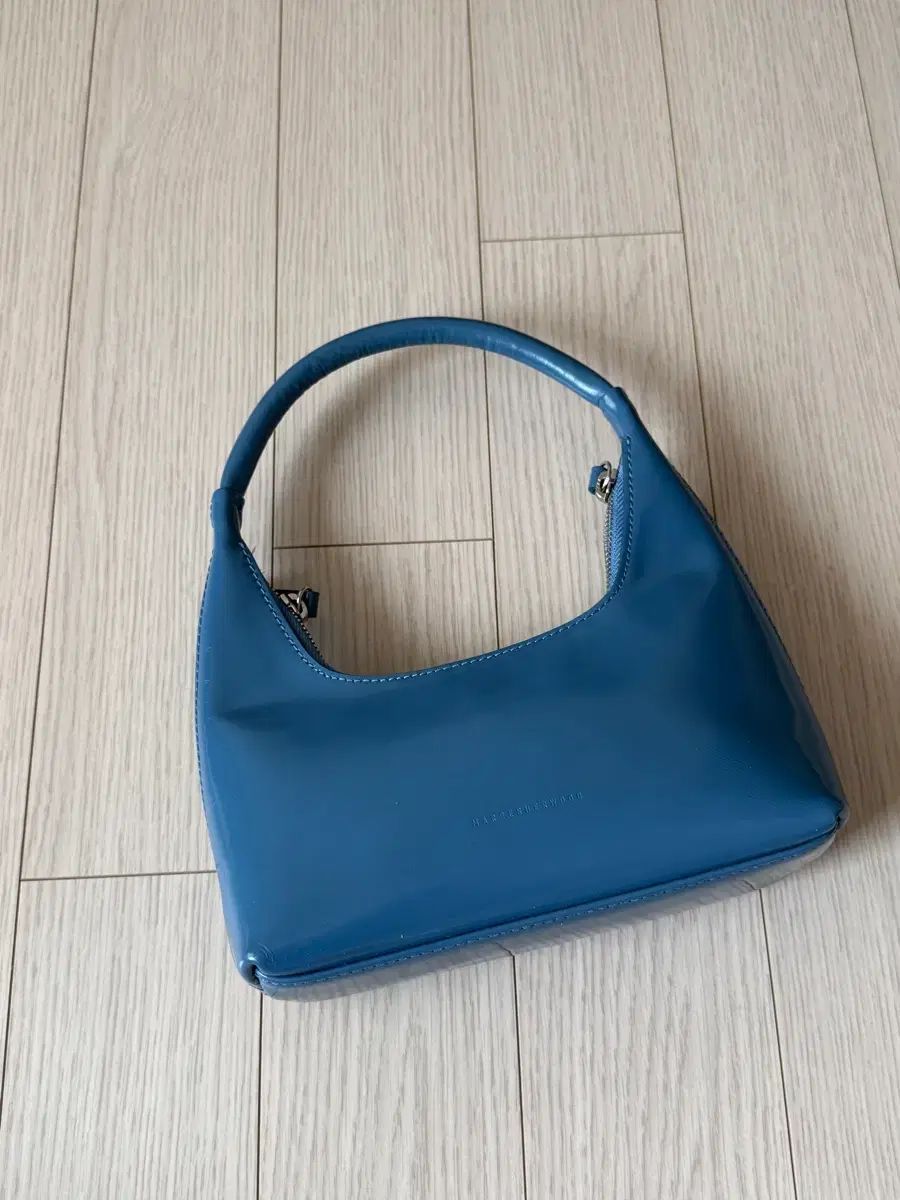MARGESHERWOOD ミニ HOBO BAG (正規品) - メルカリ