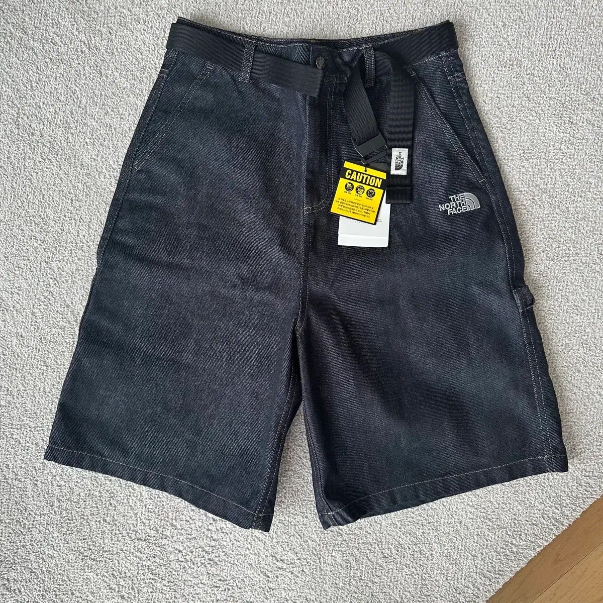 THE NORTH FACE ザノースフェイス カーペンター バミューダ ショーツ DARK グレー