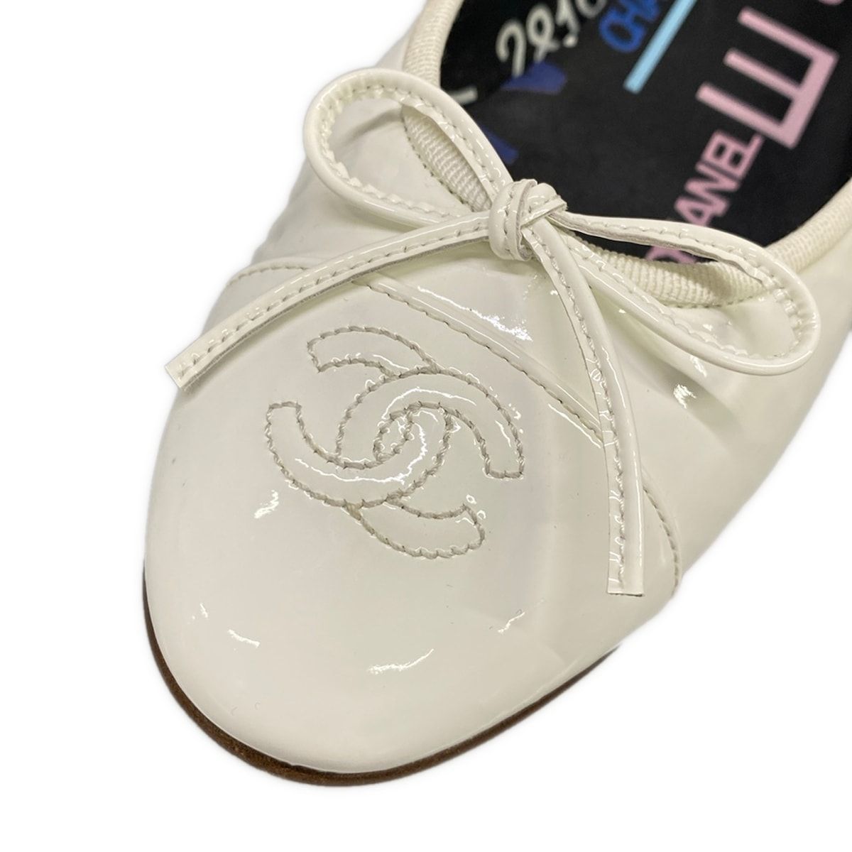 CHANEL(シャネル) フラットシューズ 36C - G02819 白 ココマーク