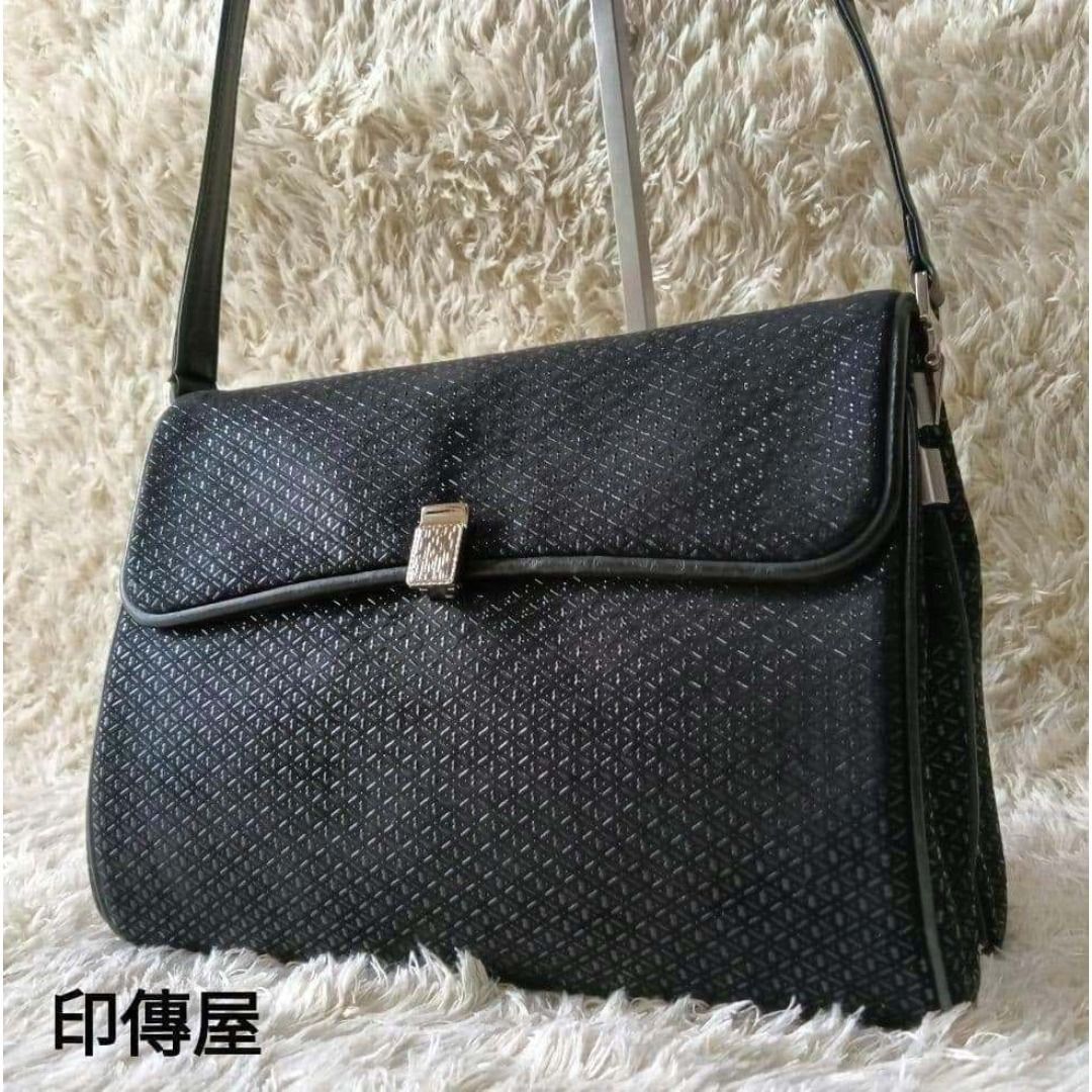印傳屋 インデンヤ ショルダーバッグ ハンドバック 2way使用可 黒 ブラック 革 鞄 冠婚葬祭 国産 ショルダーストラップ調整 25-616-40