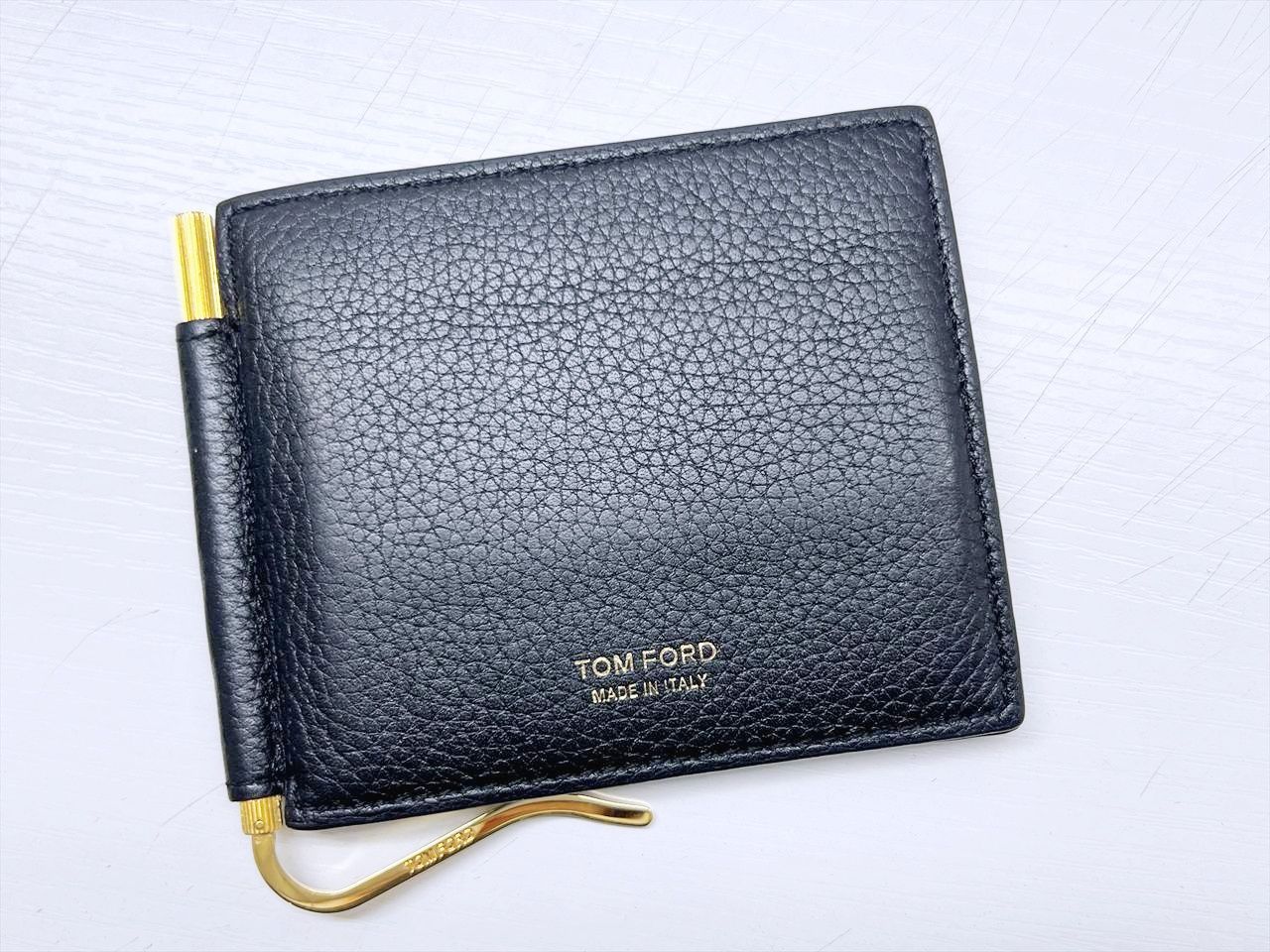 TOM FORD　トムフォード　ロゴ　ソフトグレインレザー　Tライン　マネークリップ　二つ折り財布　黒　ゴールド　Y0231-LCL158G-1N001