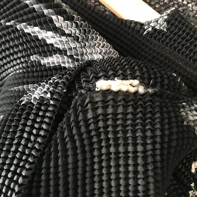 美品 ISSEY MIYAKE イッセイミヤケ トップス2 - メルカリ