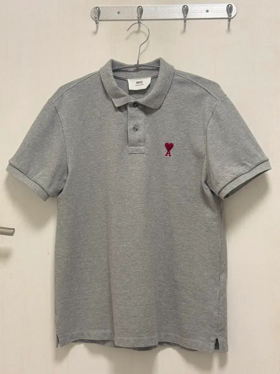 アミ ハート ロゴ 半袖 カラーTシャツ グレー