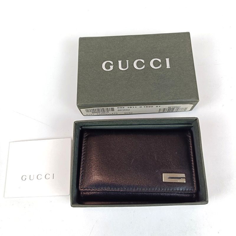 新品未使用品　GUCCI グッチ　キーケース　レザー　ロゴプレート　ブラック 未使用 GUCCI グッチ 6連 キーケース レザー ブラック 黒 金具シルバー
