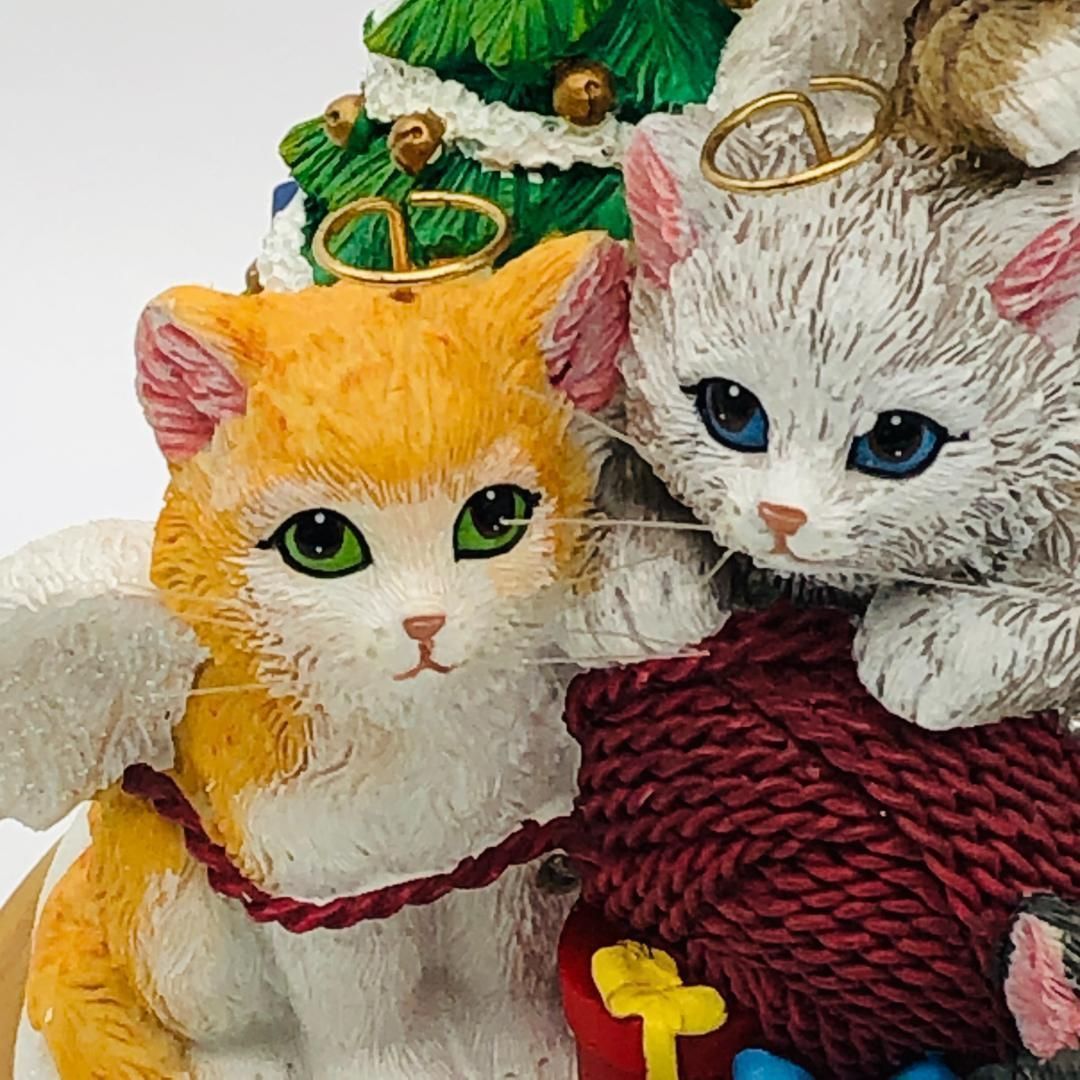 ネコ 天使たちの クリスマスツリー ライトアップ ※訳あり 子猫