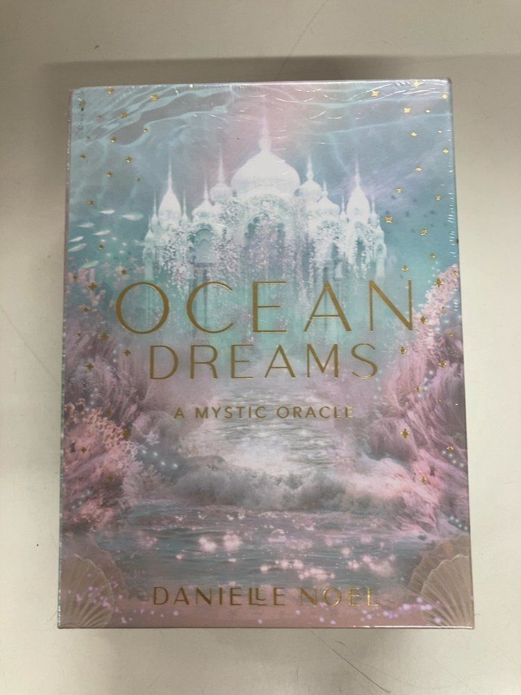 OCEAN DREAMS A MYSTIC ORACLE オーシャンドリームズ ア ミスティック（日本語訳なし／英語版説明書付）【オラクルカード】【未開封品】