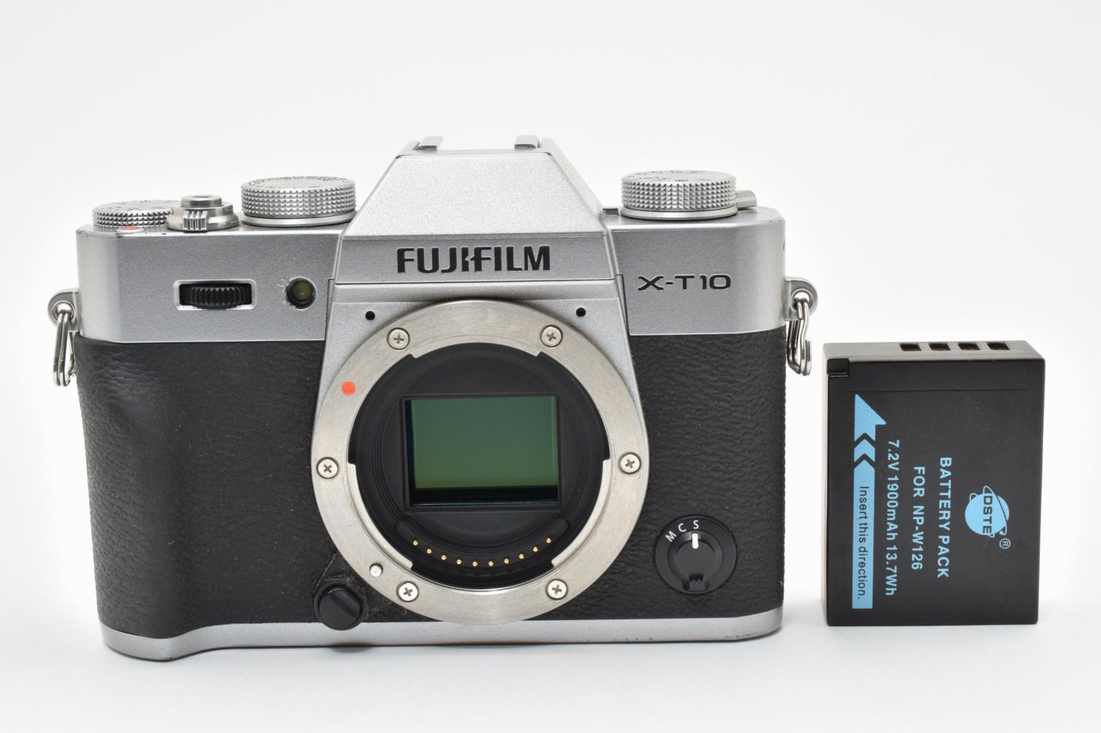 Fujifilm X-T10 ボディシルバー に０１１