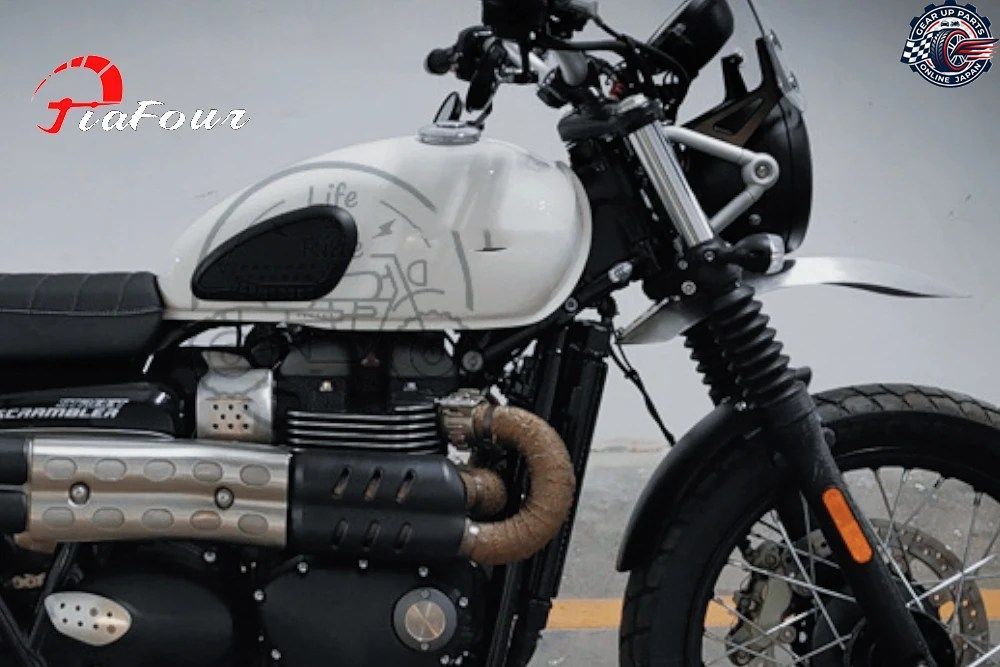 トライアンフ ストリートスクランブラー ボンネビルT100⁄T120