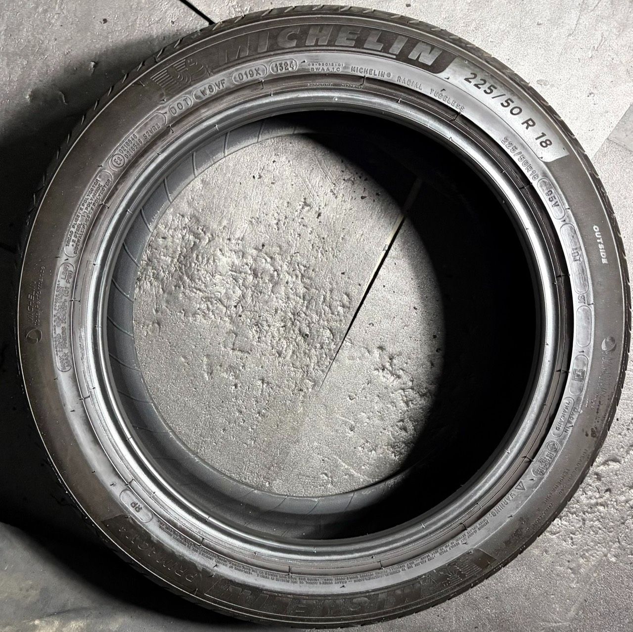 2024年製 約8分山 ミシュラン MICHELIN プライマシー PRIMACY 4 225 
