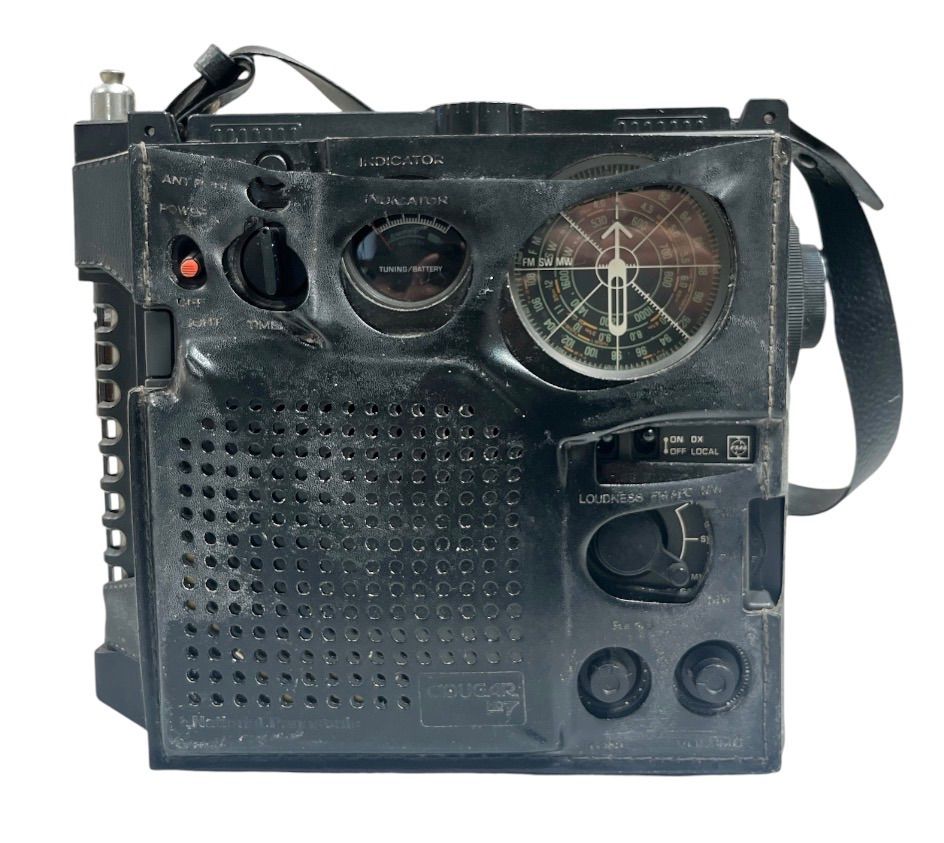 d*3様 希少 ナショナル：パナソニック ラジオ クーガ RF-877 National Panasonic／ナショナル パナソニック】懐かしのBCLラジオ
