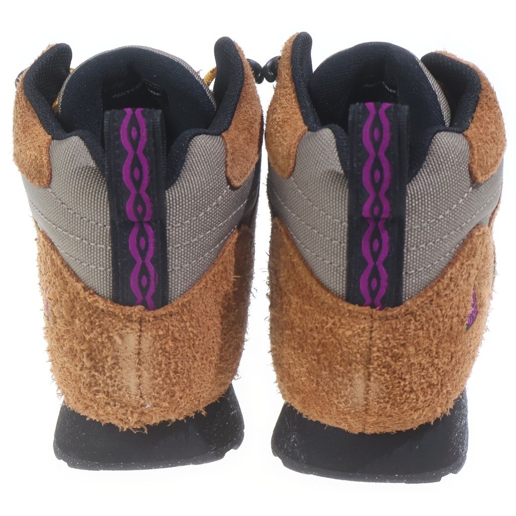 NIKE ACG (ナイキエーシージー) TORRE MID PECAN AND OLIVE GREY
