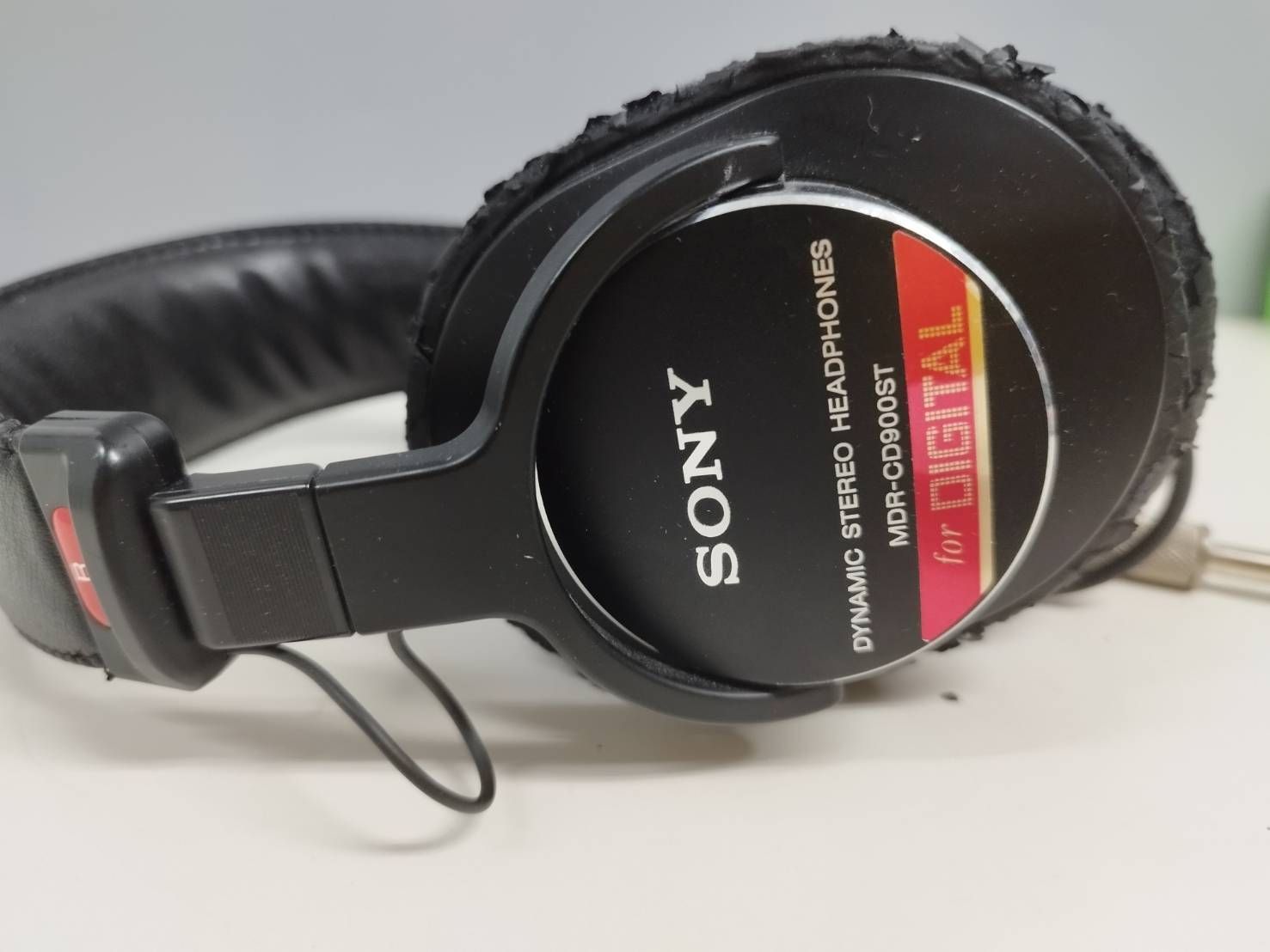 SONY MDR-CD900ST 有線ヘッドホン ジャンク品 ジャンク】SONY MDR-CD900ST ダイナミックステレオヘッドホン - メルカリ