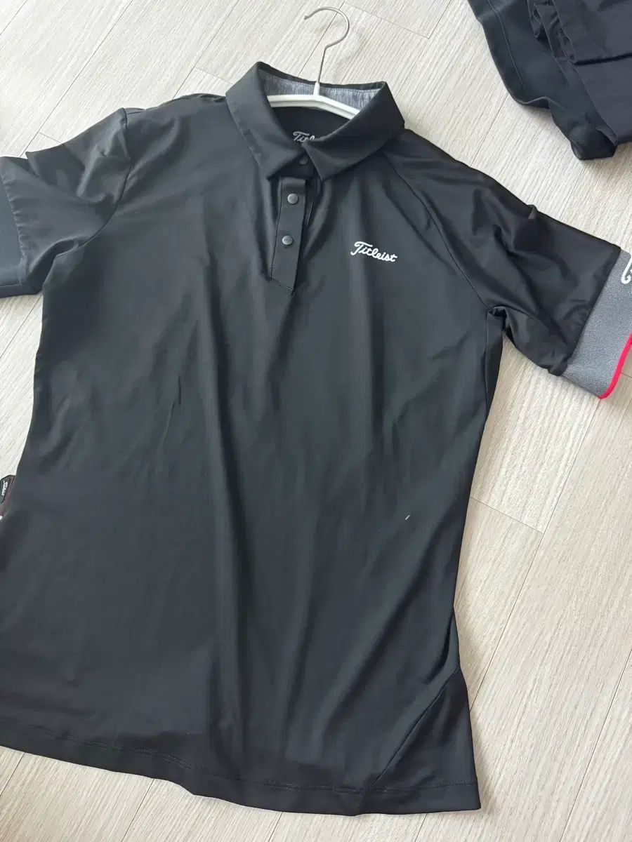 Titleist(タイトリスト) ゴルフウェア 半袖 カラーTシャツ ブラック Sサイズ
