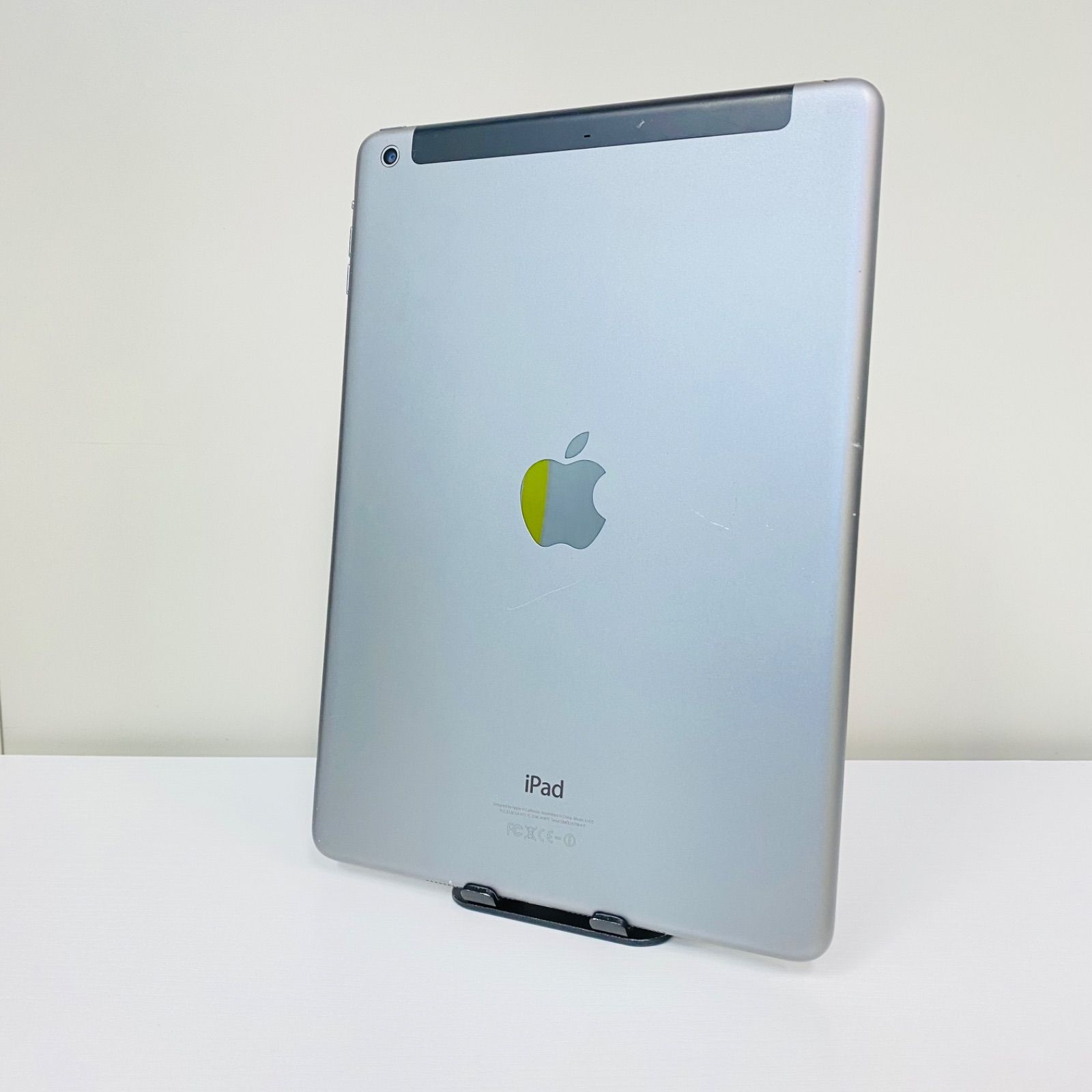 iPad Air 32GB 本体 Wi-Fiモデル - メルカリ