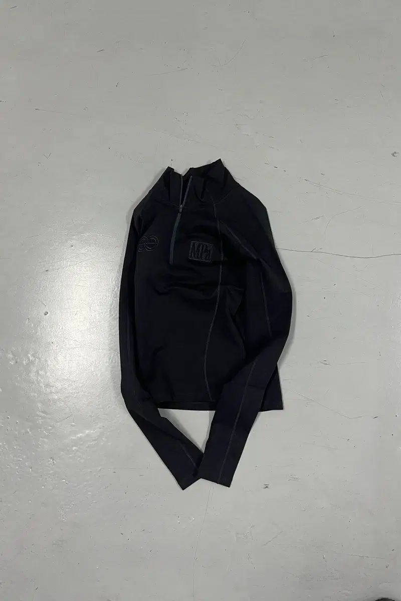 プラスチックプロダクト SOFT-SHELL HALF ZIP WOMEN