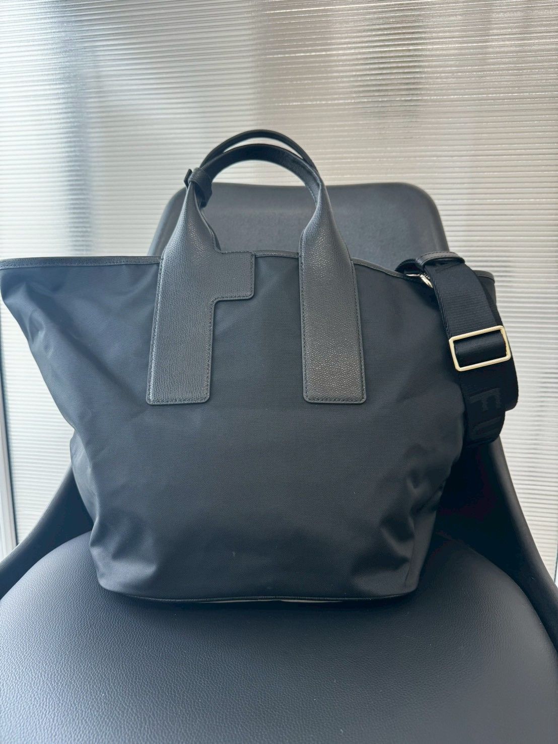 FURLA フルラ ピューマ 2WAY ハンドバッグ ラージ