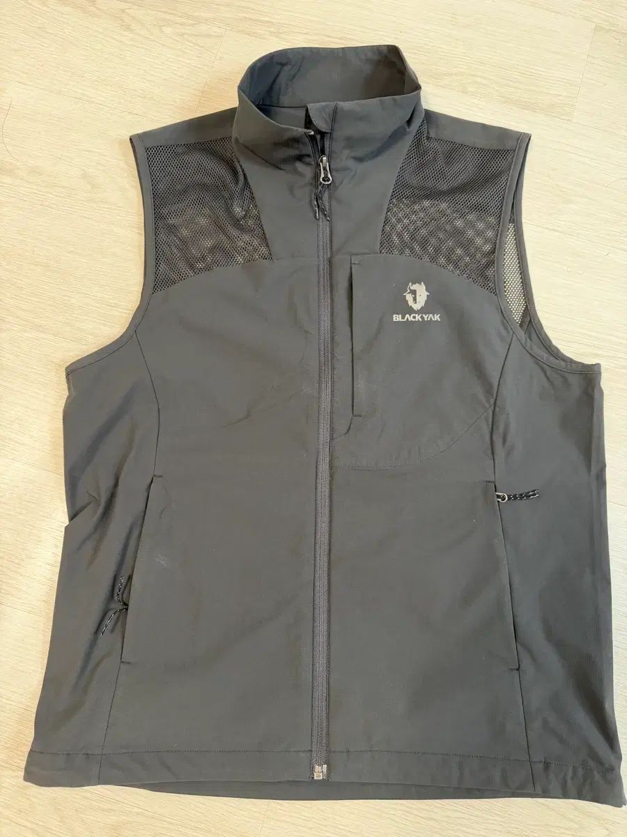 新商品 BLACK YAK ブラックヤク メッシュ ベスト ブラック100