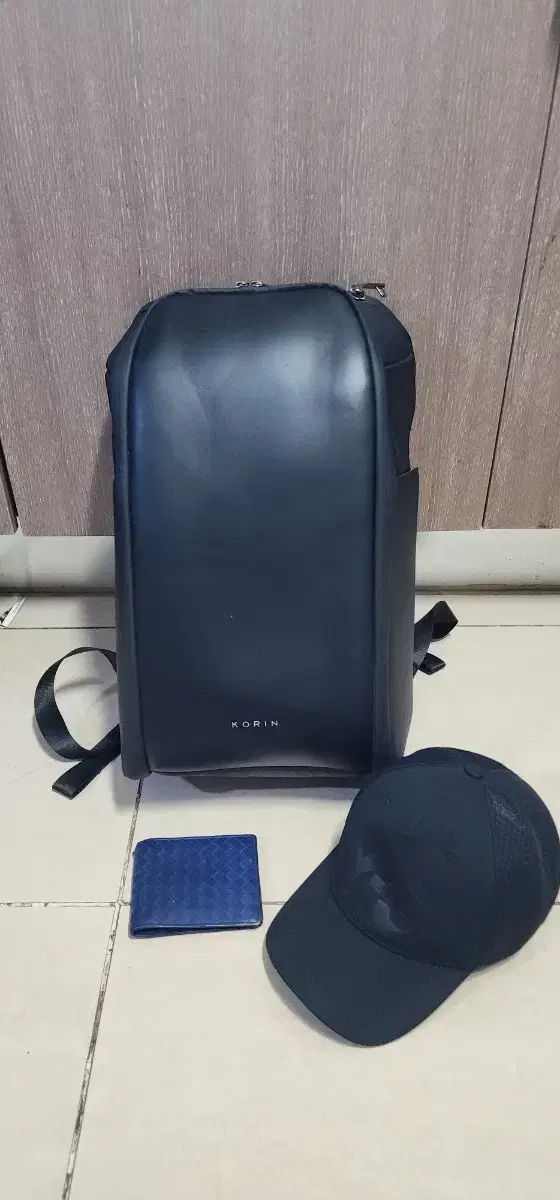 KORIN フリップ バックパック