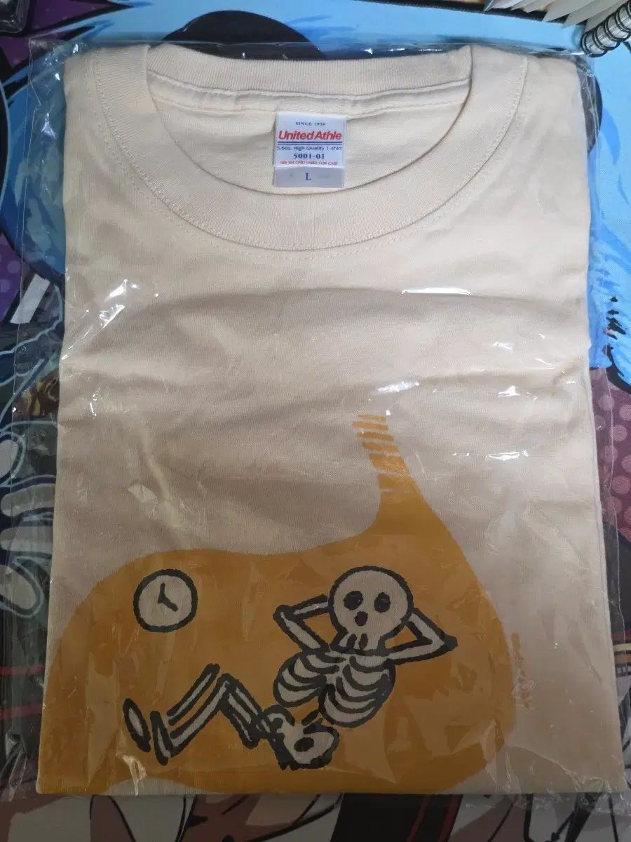 ダンジョン飯 LYNN Tシャツ