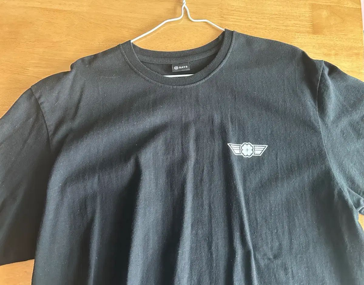 チーム Tシャツ 出品 7,120円