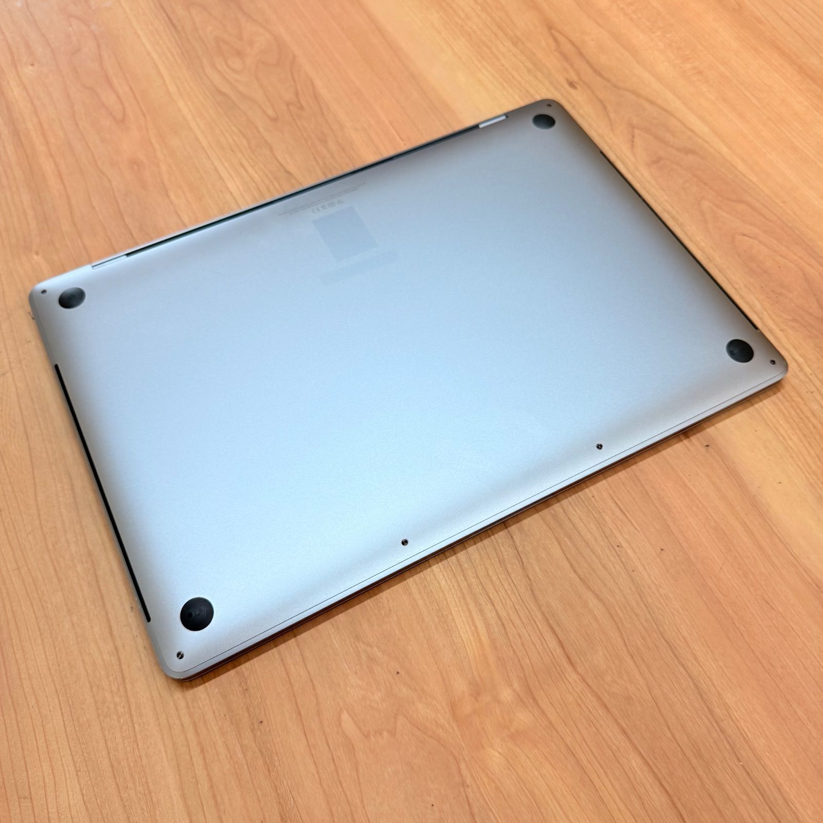 動作確認済】MacBook Pro 16