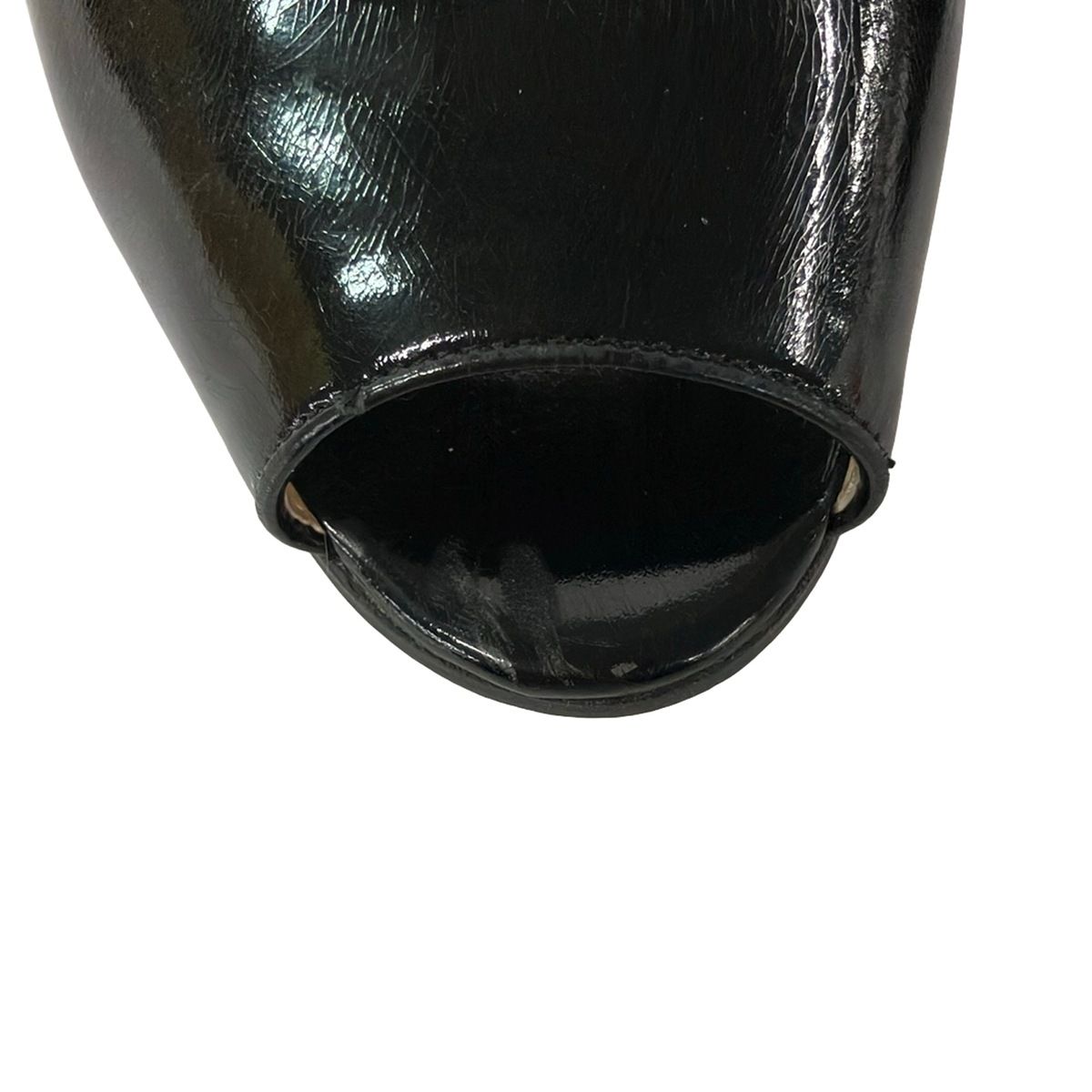 MANOLO BLAHNIK(マノロブラニク) サンダル 36 1/2 レディース - 黒 オープントゥ/アウトソール一部張替済 レザー